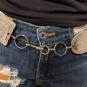 Vintage Accessories - Something like a strong wind is coming over me Vintage Accessories - Something like a strong wind is coming over me